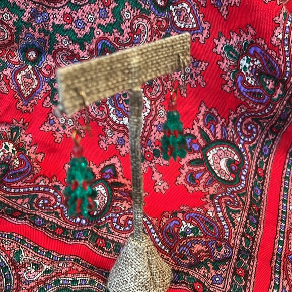 Christmas tree earrings, pierced. - Picture 5 of 7